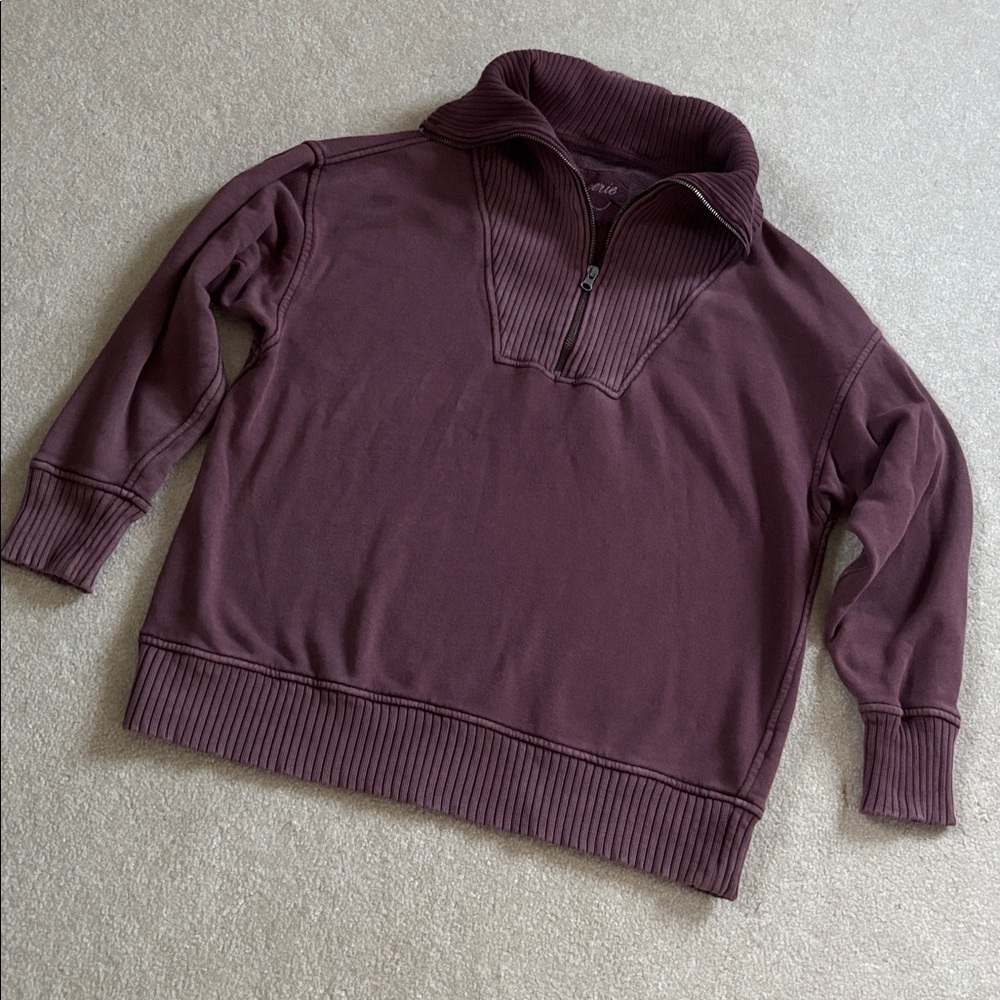 Aerie oversized hoodie size S wine/mauve color high neck zip-front